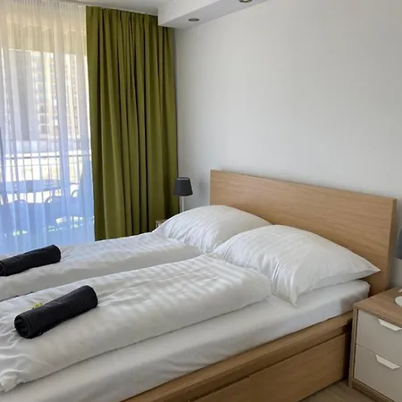 Bodza Apartment *